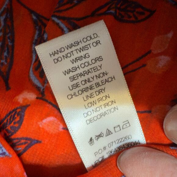 Woman Within Women's Size 4X Red Floral Pleated V Neck Blouse #3471 - Picture 10 of 10